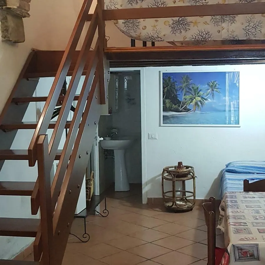 Il Soppalco Bed & Breakfast Corniglia 0*,